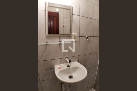 Casa à venda com 80m², 2 quartos e 1 vaga Casa à venda com 80m², 2 quartos e 1 vagaBanheiro suite