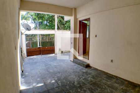 Casa à venda com 80m², 2 quartos e 1 vaga Casa à venda com 80m², 2 quartos e 1 vagaÁrea comum