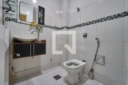 Apartamento para alugar com 60m², 2 quartos e sem vaga Apartamento para alugar com 60m², 2 quartos e sem vagaBanheiro
