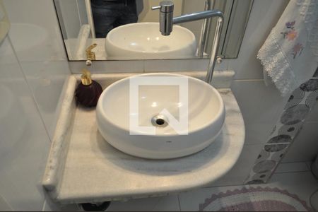 Banheiro da Suíte de apartamento para alugar com 3 quartos, 90m² em Vila Cachoeira, São Paulo