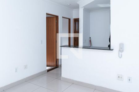 Sala de apartamento para alugar com 2 quartos, 42m² em Vila Nova Bonsucesso, Guarulhos