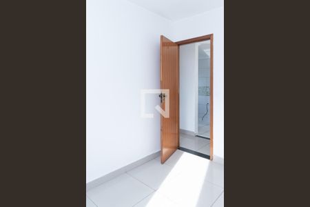 quarto 1 de apartamento para alugar com 2 quartos, 42m² em Vila Nova Bonsucesso, Guarulhos