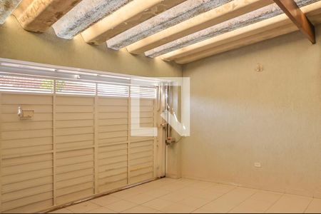 Casa à venda com 110m², 2 quartos e 2 vagasGaragem