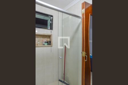 Casa à venda com 110m², 2 quartos e 2 vagasBanheiro da Suíte