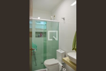 Casa à venda com 110m², 2 quartos e 2 vagasBanheiro