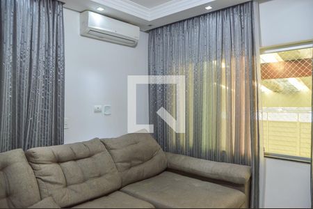 Sala de casa para alugar com 2 quartos, 110m² em Paulicéia, São Bernardo do Campo