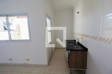 Cozinha de apartamento à venda com 2 quartos, 50m² em Jardim Santo André, Santo André