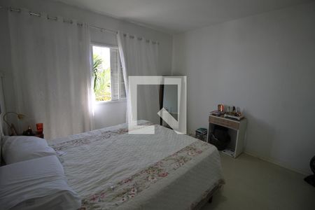 Casa à venda com 240m², 3 quartos e 3 vagasQuarto 3 - Suíte