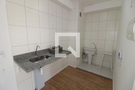 Sala/Cozinha de apartamento à venda com 2 quartos, 38m² em Jardim Piqueroby, São Paulo