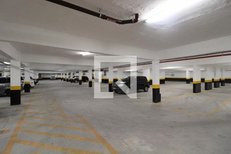 Garagem de apartamento à venda com 2 quartos, 38m² em Jardim Piqueroby, São Paulo