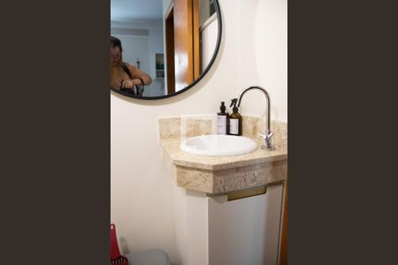 Casa de condomínio para alugar com 51m², 2 quartos e 2 vagas Casa de condomínio para alugar com 51m², 2 quartos e 2 vagasBanheiro 2