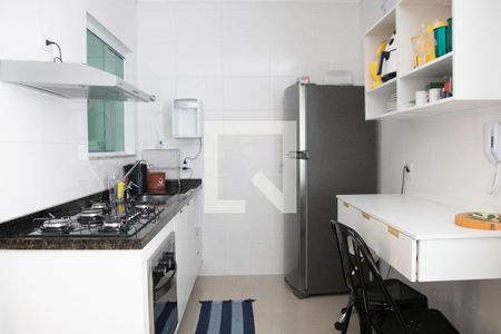 Casa de condomínio para alugar com 51m², 2 quartos e 2 vagas Casa de condomínio para alugar com 51m², 2 quartos e 2 vagasCozinha