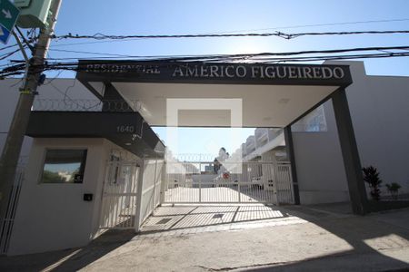 Casa de condomínio para alugar com 92m², 2 quartos e 2 vagasFachada e portaria