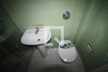 Banheiro de apartamento para alugar com 1 quarto, 42m² em Brás, São Paulo