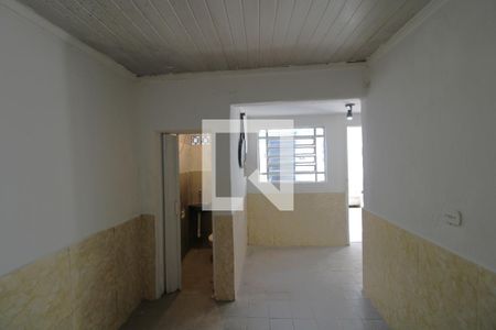 Quarto de kitnet/studio para alugar com 1 quarto, 24m² em Jardim Umuarama, São Paulo