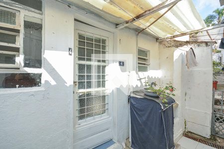 Casa para alugar com 18m², 1 quarto e sem vagaÁrea de Serviço