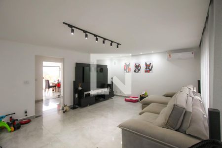 Casa à venda com 400m², 3 quartos e 5 vagasSala