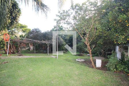 Casa à venda com 1300m², 4 quartos e 10 vagas Casa à venda com 1300m², 4 quartos e 10 vagasQuintal