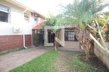 Casa à venda com 1300m², 4 quartos e 10 vagas Casa à venda com 1300m², 4 quartos e 10 vagasJardim