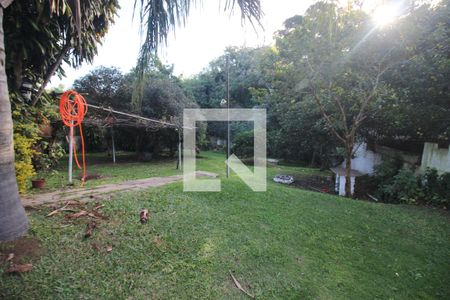 Casa à venda com 1300m², 4 quartos e 10 vagas Casa à venda com 1300m², 4 quartos e 10 vagasQuintal