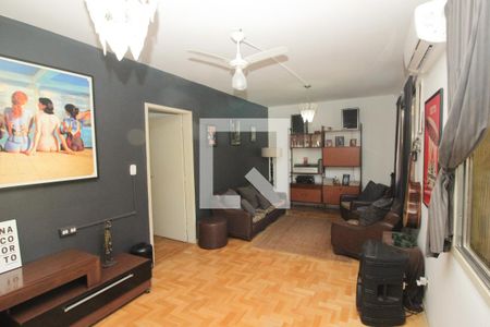 Sala 1 de casa à venda com 4 quartos, 1300m² em Espírito Santo, Porto Alegre