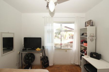 Casa à venda com 1300m², 4 quartos e 10 vagas Casa à venda com 1300m², 4 quartos e 10 vagasQuarto 2