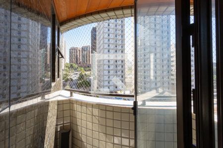 Apartamento para alugar com 100m², 3 quartos e 2 vagasQuarto 3 - Suíte