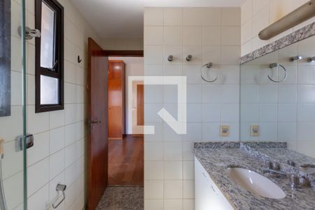 Apartamento para alugar com 100m², 3 quartos e 2 vagasBanheiro da Suíte
