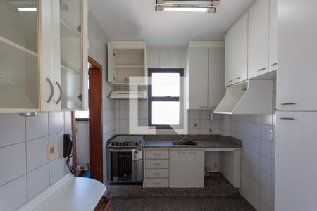 Apartamento para alugar com 100m², 3 quartos e 2 vagasCozinha