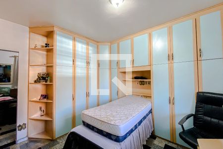 Casa para alugar com 329m², 5 quartos e 2 vagasQuarto 1