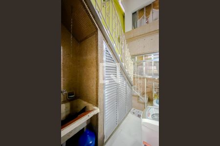 Casa para alugar com 329m², 5 quartos e 2 vagasLavanderia