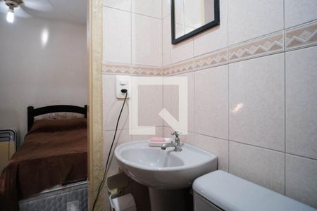 Casa à venda com 145m², 2 quartos e 1 vagaBanheiro