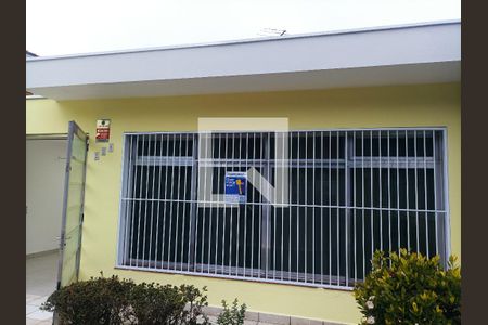 Casa à venda com 390m², 3 quartos e 3 vagasFachada