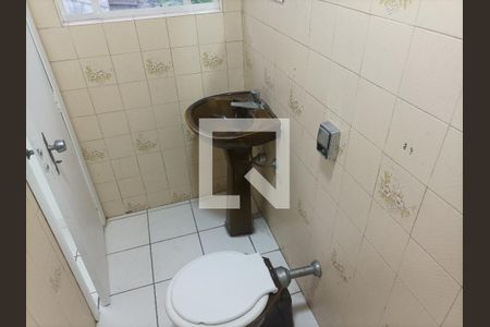 Casa à venda com 390m², 3 quartos e 3 vagasBanheiro 3