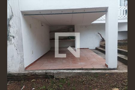 Casa à venda com 390m², 3 quartos e 3 vagasQuintal