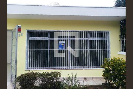 Casa à venda com 390m², 3 quartos e 3 vagasFachada