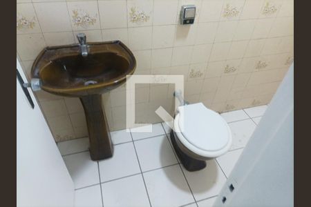 Casa à venda com 390m², 3 quartos e 3 vagasBanheiro 3