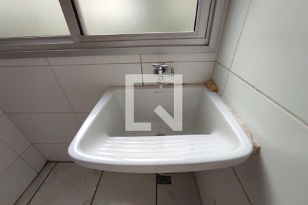 Apartamento para alugar com 65m², 2 quartos e 1 vagaÁrea de Serviço