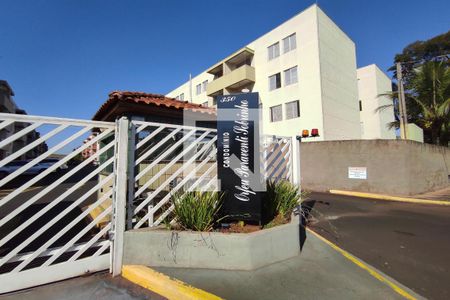 Apartamento para alugar com 65m², 2 quartos e 1 vagaFachada