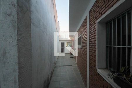 Casa à venda com 200m², 3 quartos e 6 vagasCorredor