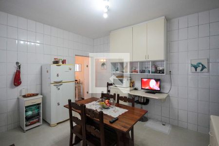 Casa à venda com 200m², 3 quartos e 6 vagasCozinha