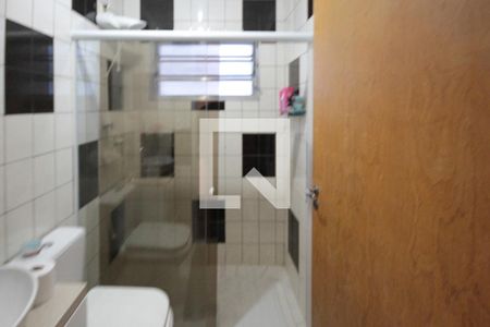 Casa à venda com 200m², 3 quartos e 6 vagasBanheiro da Suíte