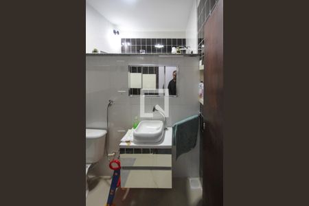 Casa à venda com 200m², 3 quartos e 6 vagasLavabo