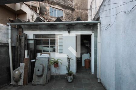 Casa à venda com 200m², 3 quartos e 6 vagasQuintal