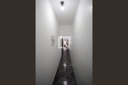 Casa à venda com 200m², 3 quartos e 6 vagasCorredor