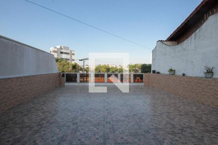Casa à venda com 200m², 3 quartos e 6 vagasVaranda