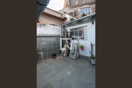 Casa à venda com 200m², 3 quartos e 6 vagasQuintal