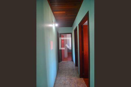 Casa à venda com 270m², 3 quartos e 3 vagasCorredor