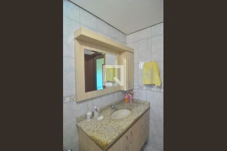 Casa à venda com 270m², 3 quartos e 3 vagasBanheiro suíte