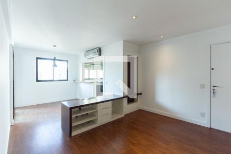 Sala de apartamento para alugar com 2 quartos, 80m² em Itaim Bibi, São Paulo